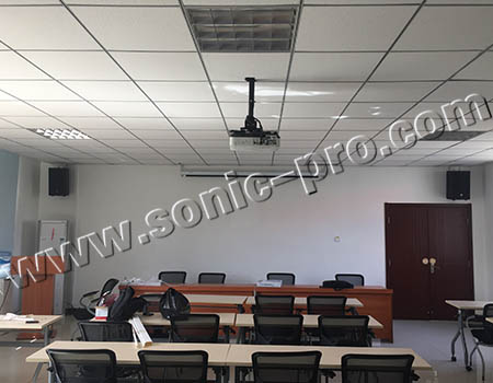 河北省沧州热力有限公司会议室