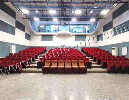 山东省临清电视台演播厅