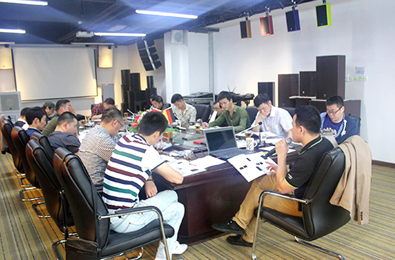 《深圳景雄公司第四届高级音响师培训班》圆满结束